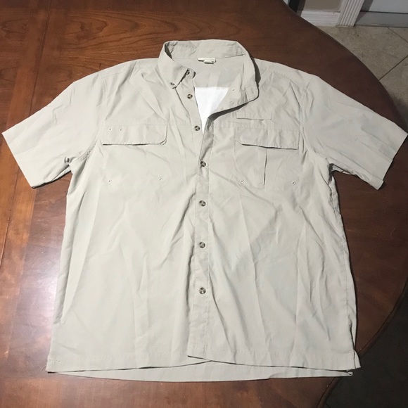Field & Stream Other - Men’s Field & Stream Light Weight Button Down